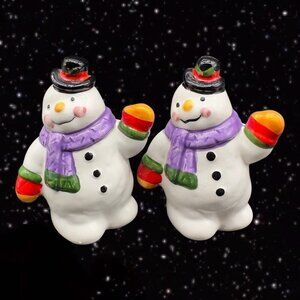 Ceramic Salt and Pepper Shaker Set 2 pcs Snowman Waiving Christmas 4”T